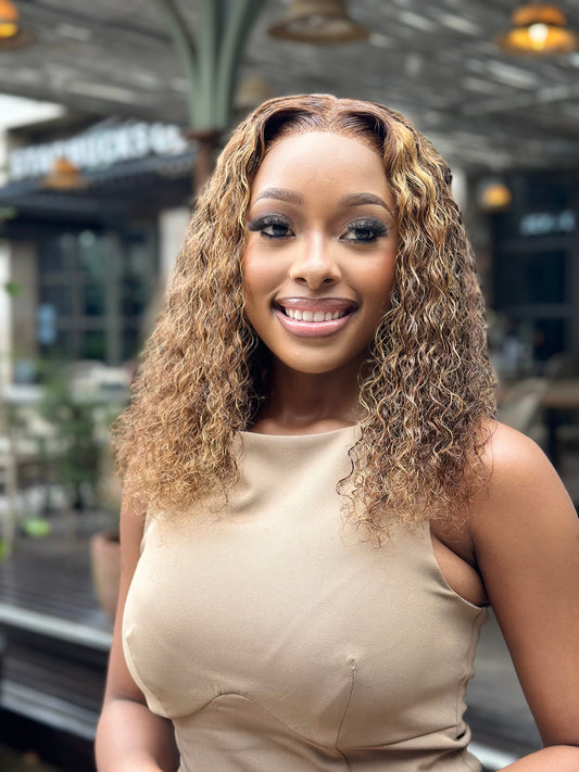 Wear And Go Highlight Water Curly 12 Inch With 5 X 5 Closure