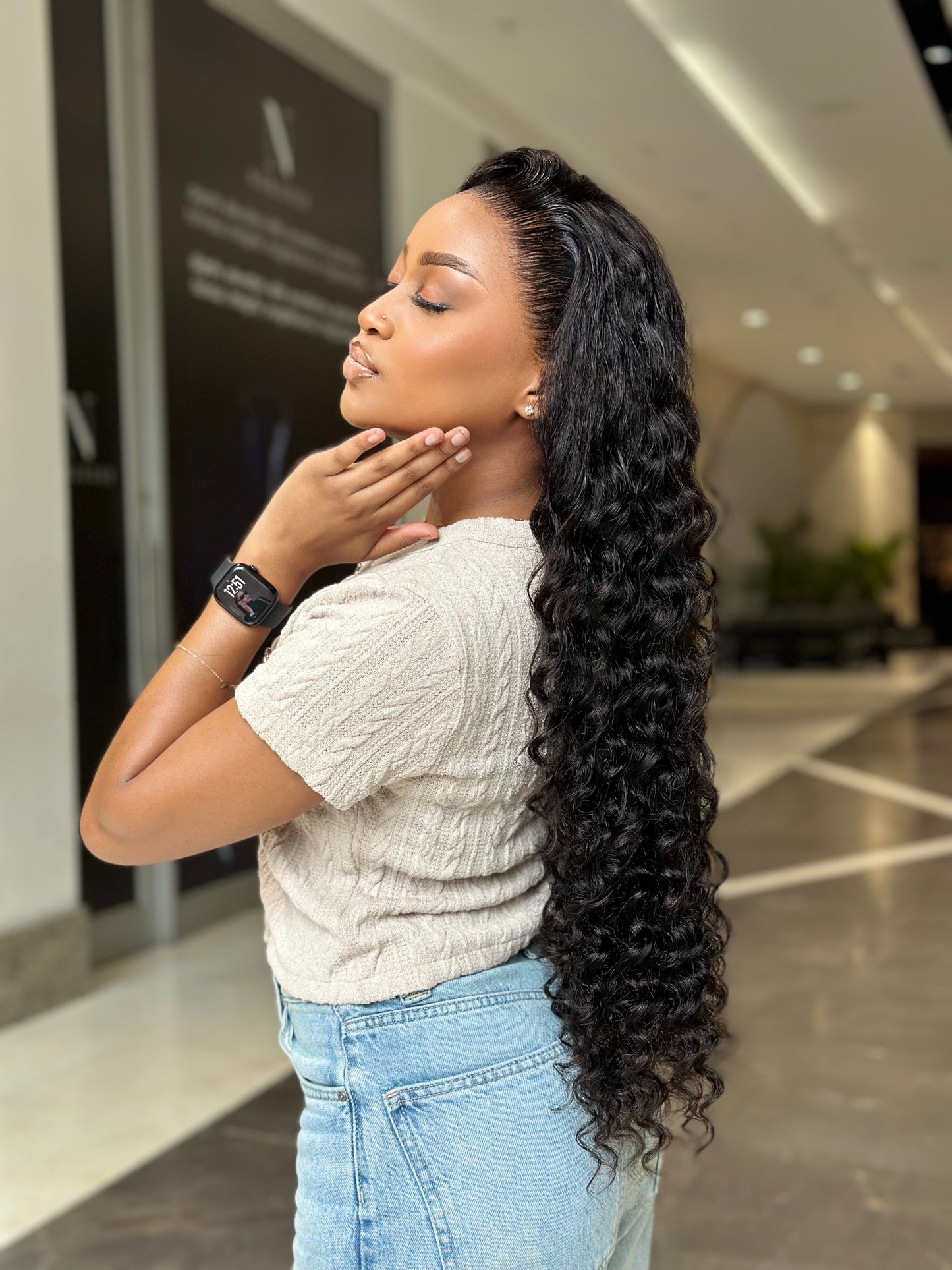 28 Inch Long Full Frontal Double Drawn Loose Deep Weave